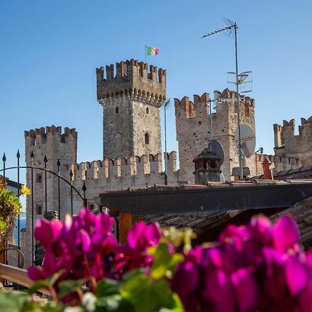 Sirmione4U - Domus By The Castle Apartment Екстериор снимка