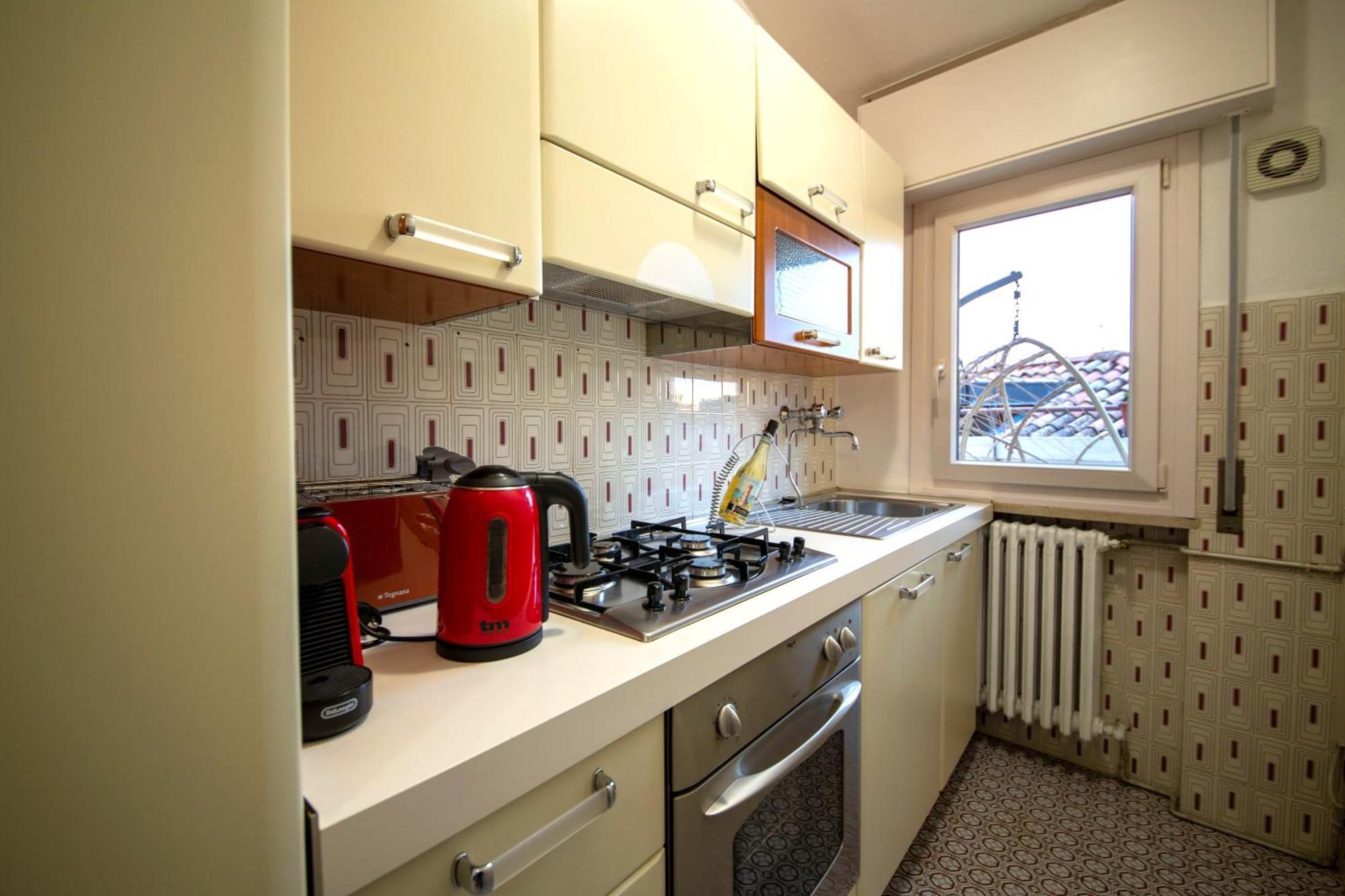 Sirmione4U - Domus By The Castle Apartment Екстериор снимка