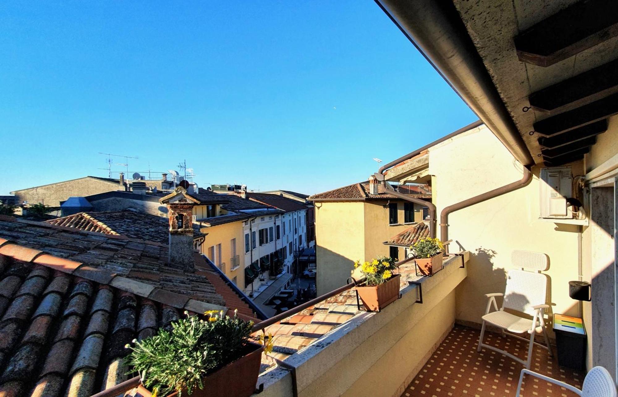 Sirmione4U - Domus By The Castle Apartment Екстериор снимка